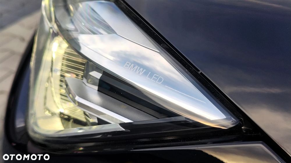 BMW Seria 3 318d Edition Luxury Line Purity - 24