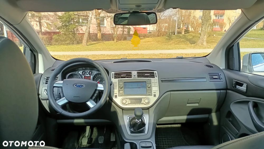 Ford Kuga 2.0 TDCi Titanium - 15