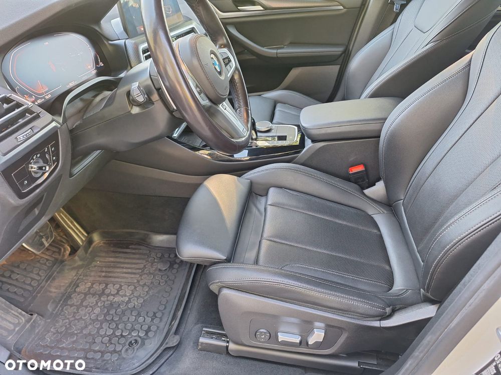 BMW X3 xDrive20d mHEV sport - 25