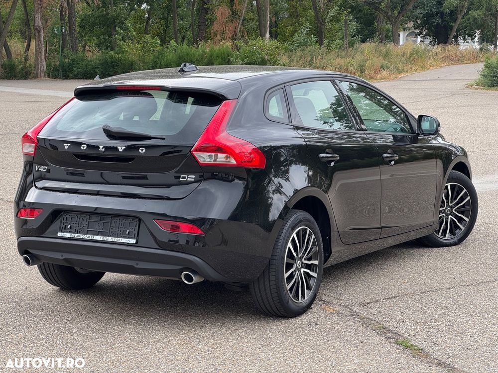 Volvo V40 D2 Geartronic - 12