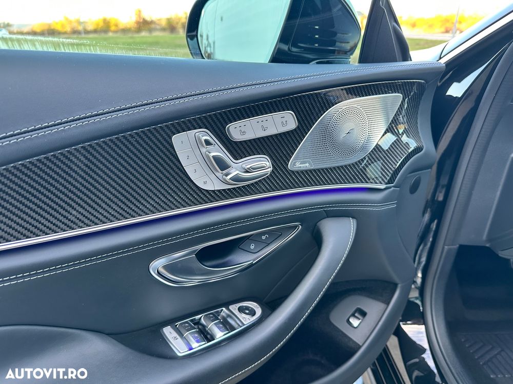 Mercedes-Benz AMG GT-S 63 4MATIC+ - 19