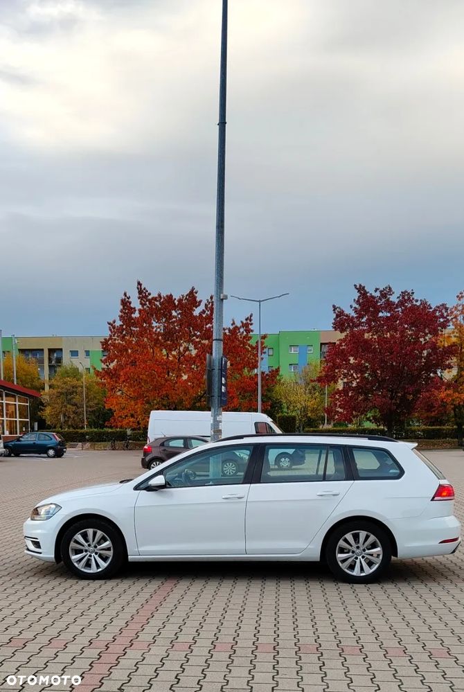 Volkswagen Golf - 5