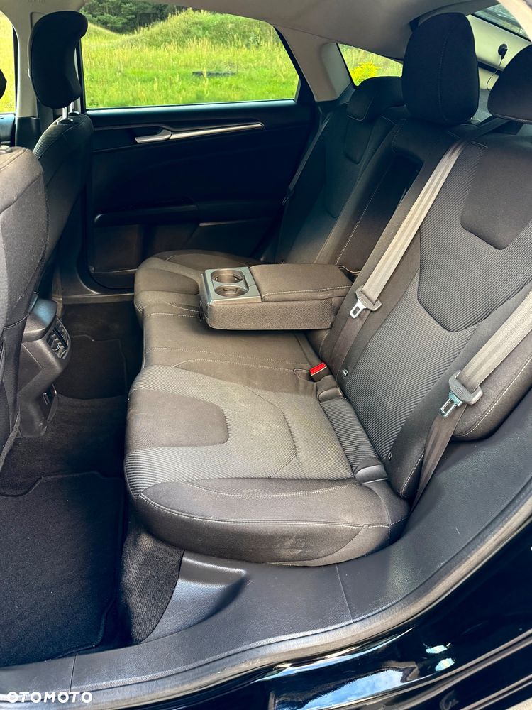Ford Mondeo 2.0 TDCi Titanium PowerShift - 19