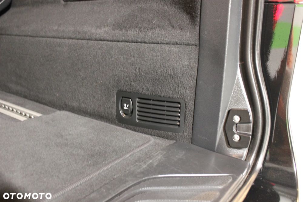 Mercedes-Benz Klasa V 220 (BlueTEC) d Avantgarde 7G-Tronic - 26