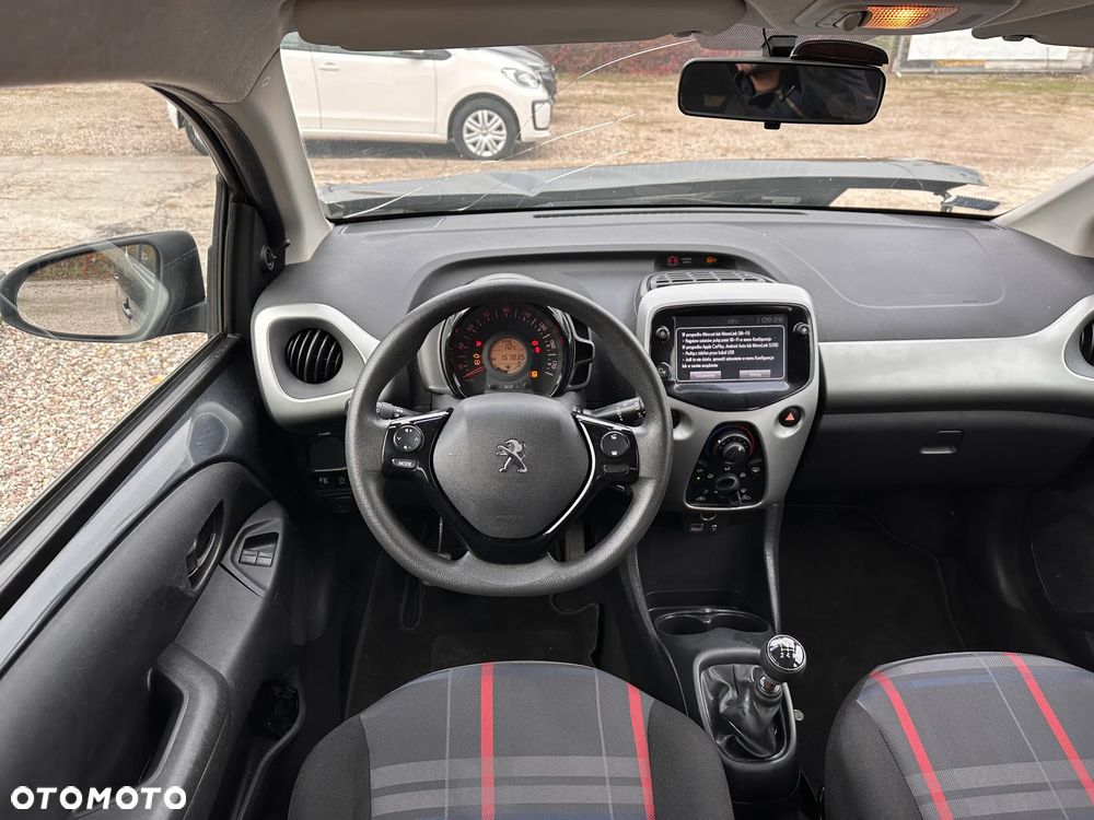Peugeot 108 - 13