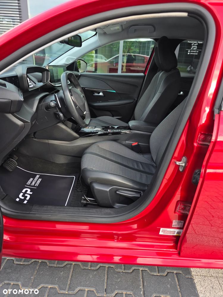 Peugeot 208 - 27