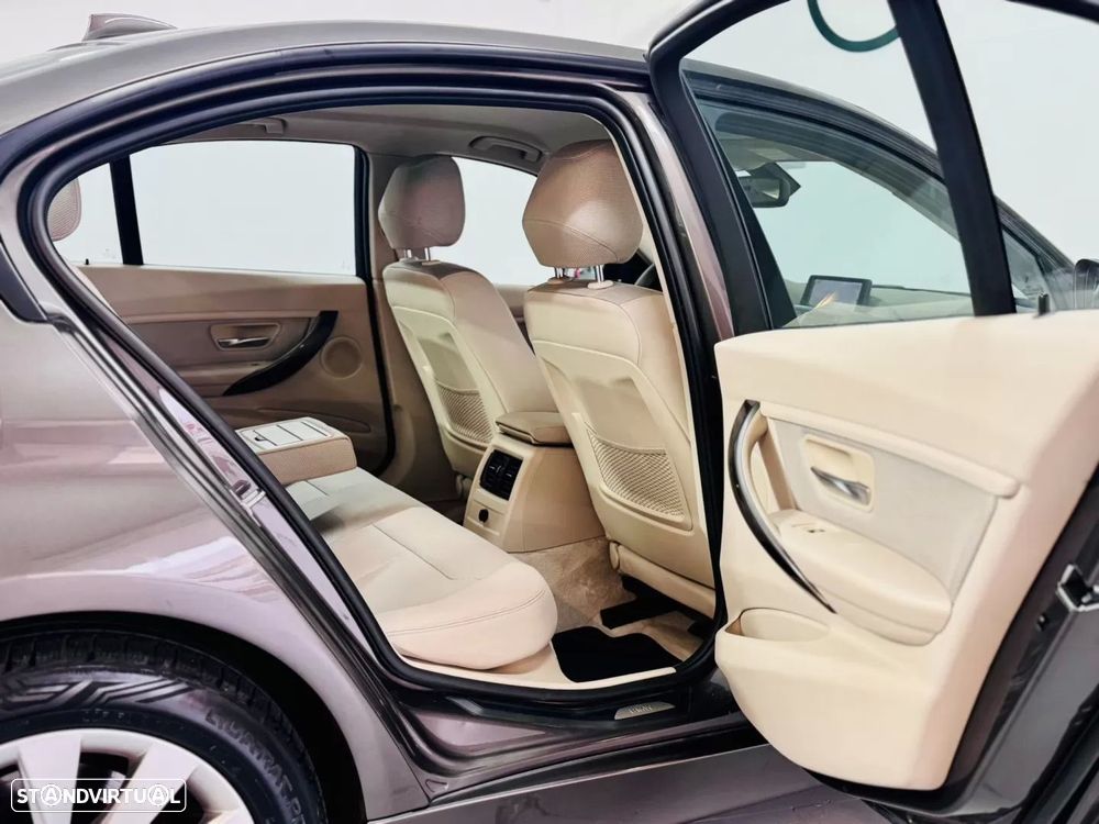 BMW 318 d Modern Line - 50