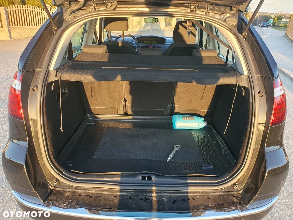 Citroën C4 Picasso 1.6 HDi Impress - 18