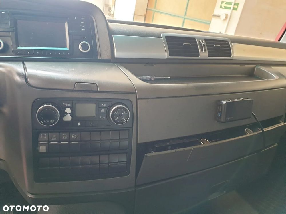 KABINA MAN TGX - 13