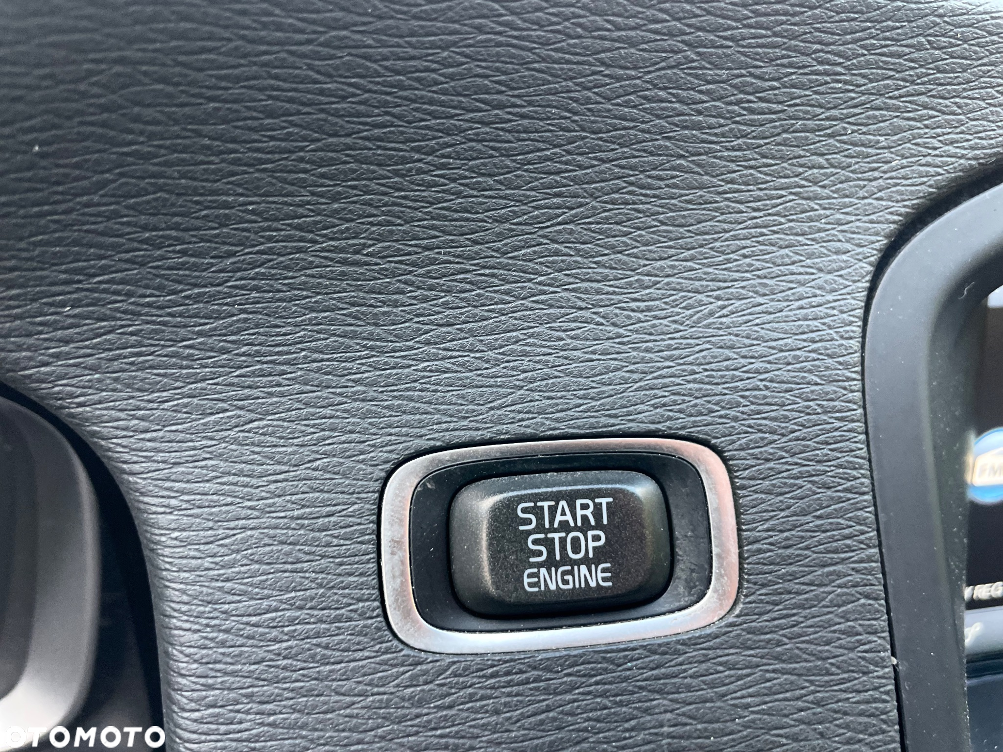 Volvo V60 D3 Geartronic Momentum - 23