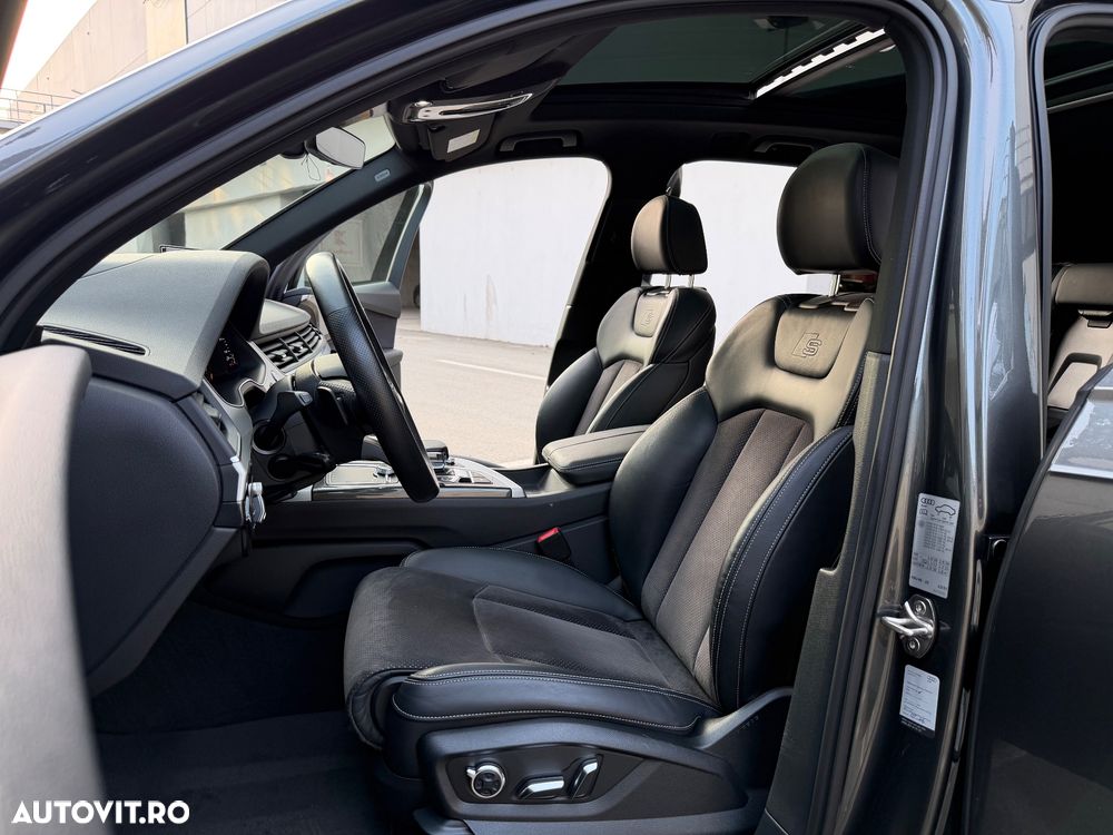 Audi Q7 - 13