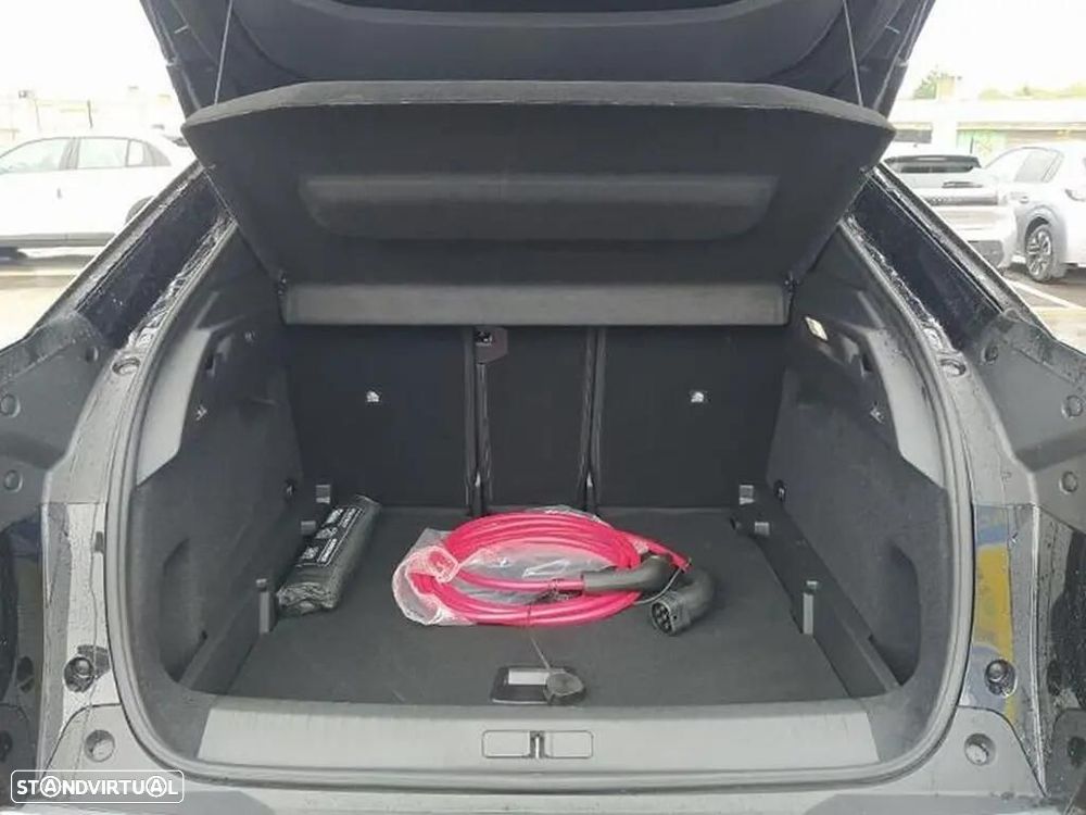Peugeot E-3008 73 kWh Allure - 4