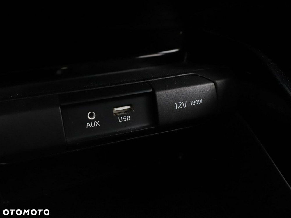 Kia Rio 1.2 Dream Team Edition - 27