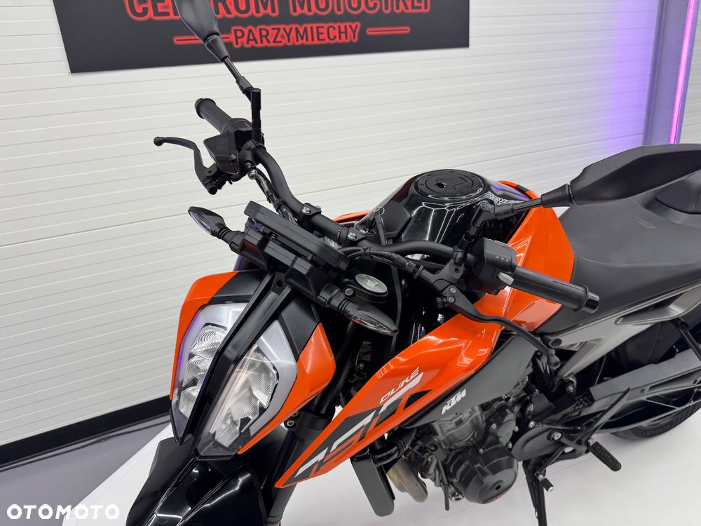 KTM Duke - 33