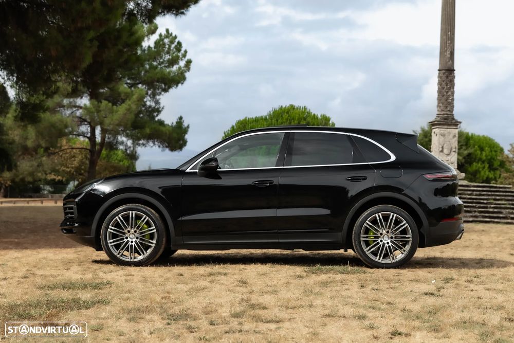 Porsche Cayenne E-Hybrid - 6
