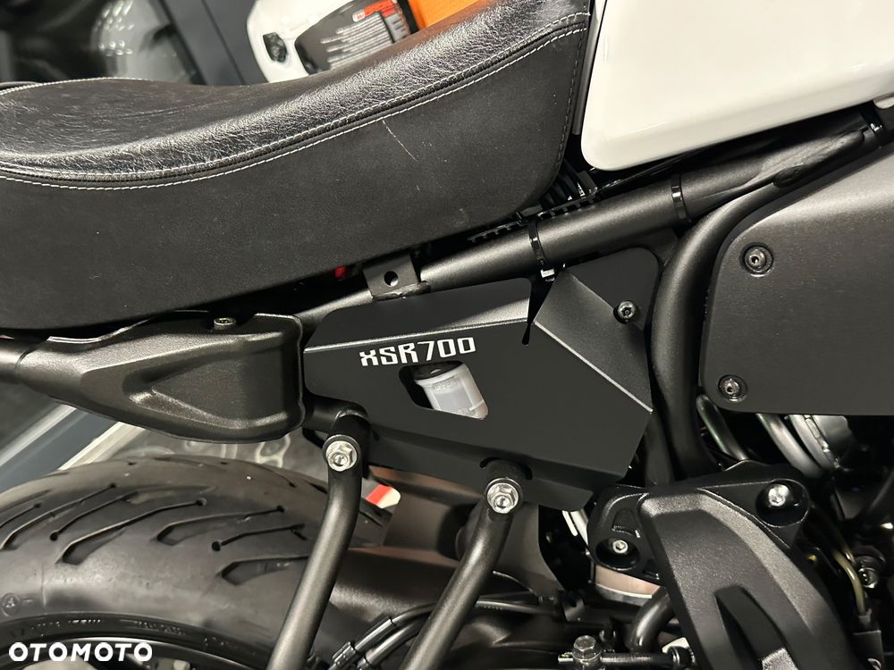 Yamaha XSR - 17