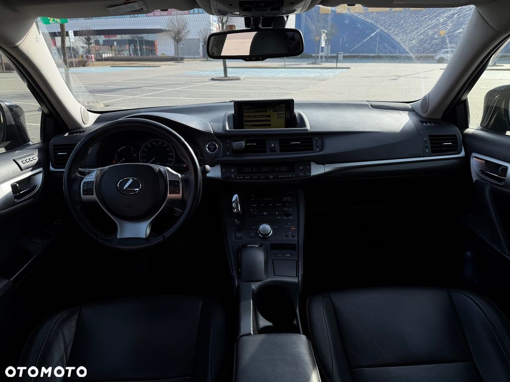 Lexus CT 200h Prestige - 10