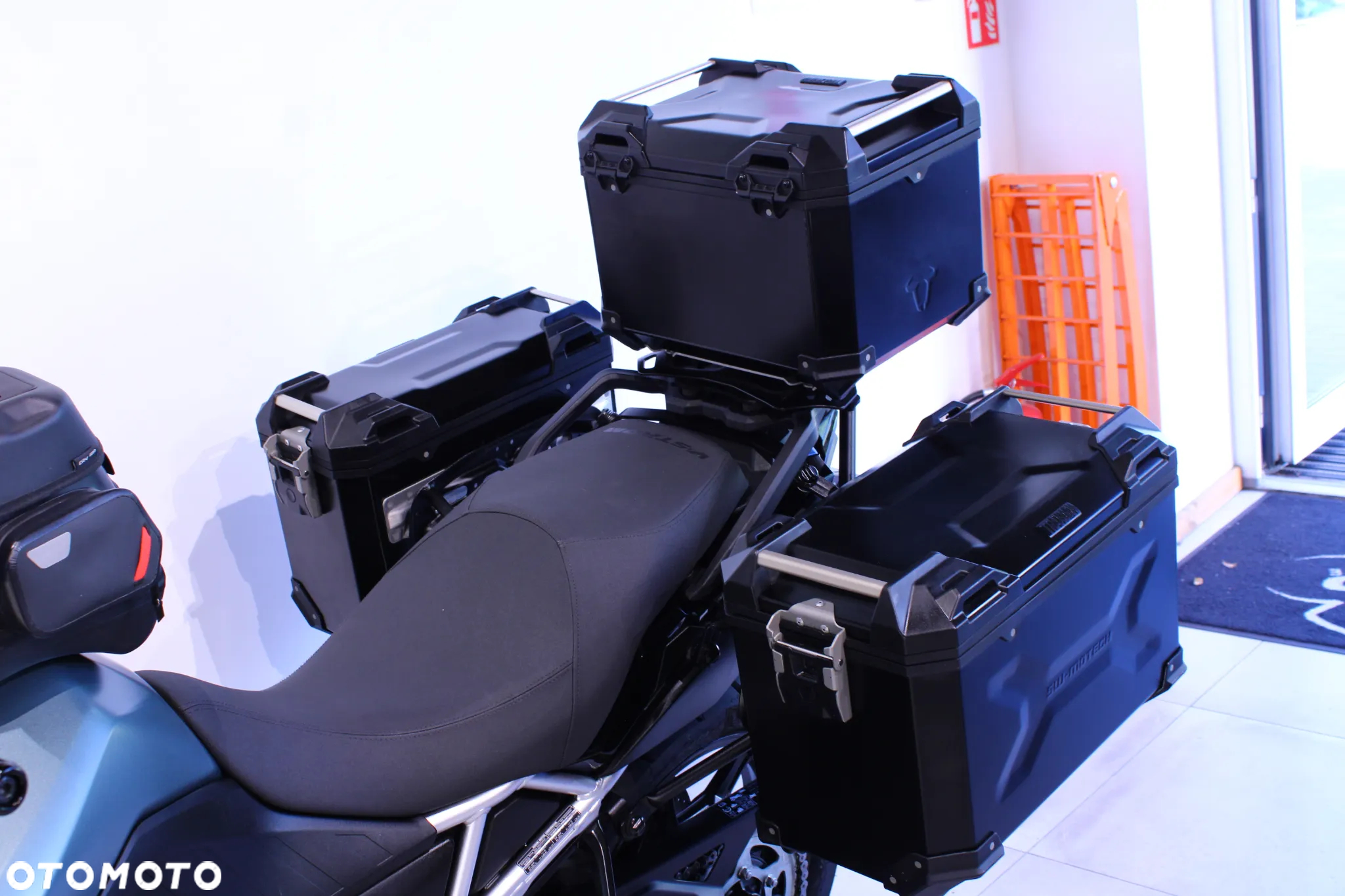 Suzuki DL - 15