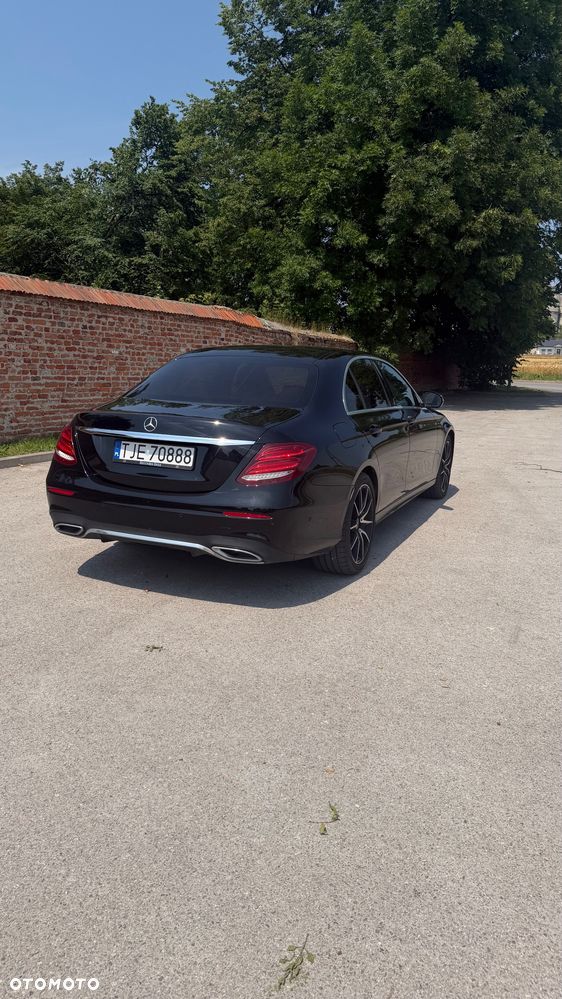 Mercedes-Benz Klasa E 220 d 9G-TRONIC Sportstyle Edition - 4