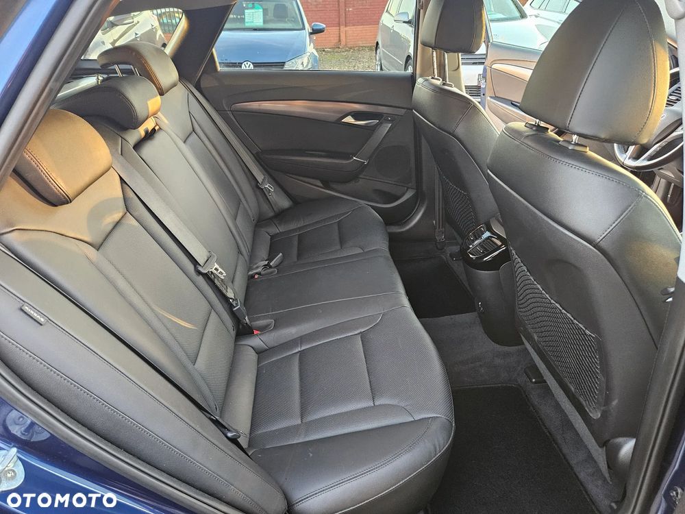 Hyundai i40 Kombi blue 1.6 CRDi DCT Space Plus - 9