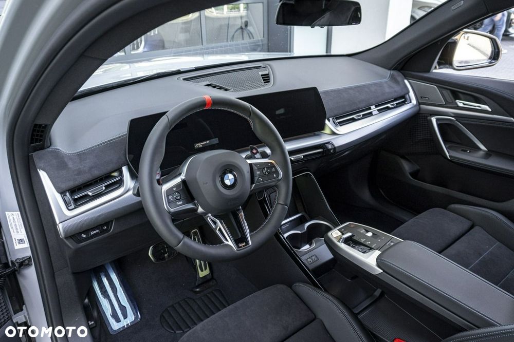 BMW X2 - 12