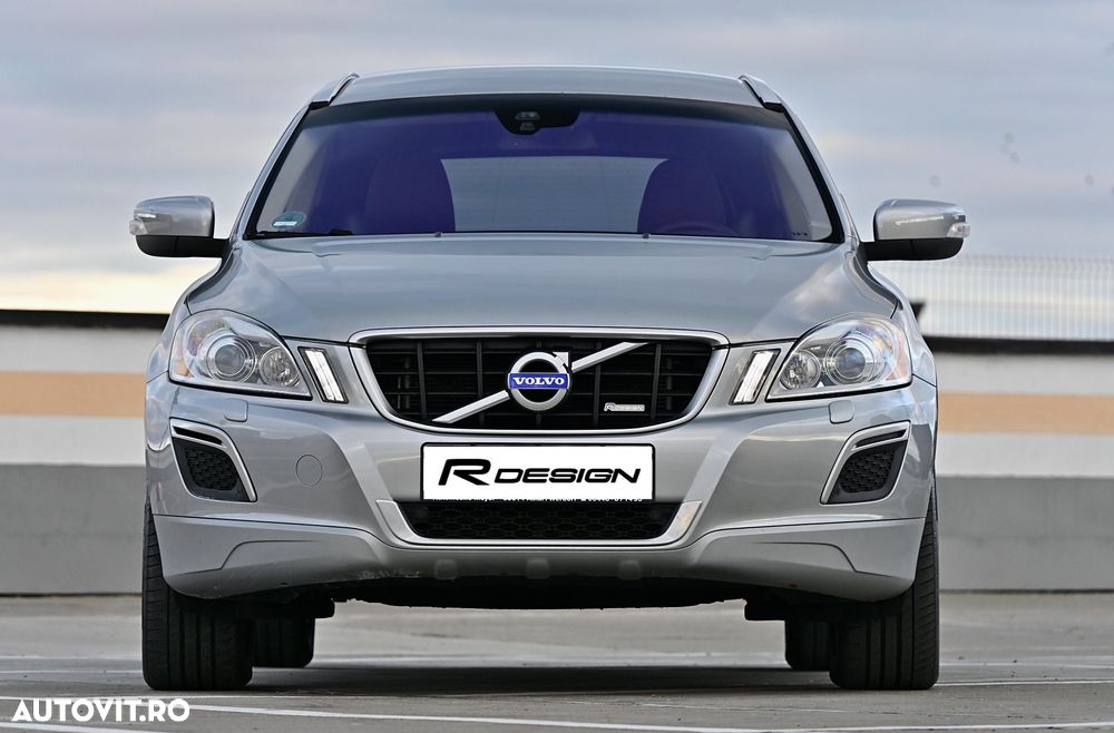Volvo XC 60 D5 AWD Aut. RDesign - 17