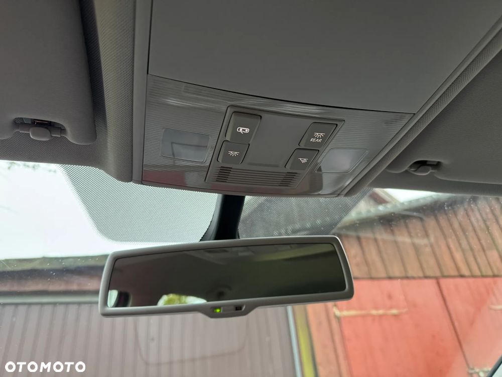 Volkswagen Golf Sportsvan 1.4 TSI (BlueMotion Technology) DSG Comfortline - 25