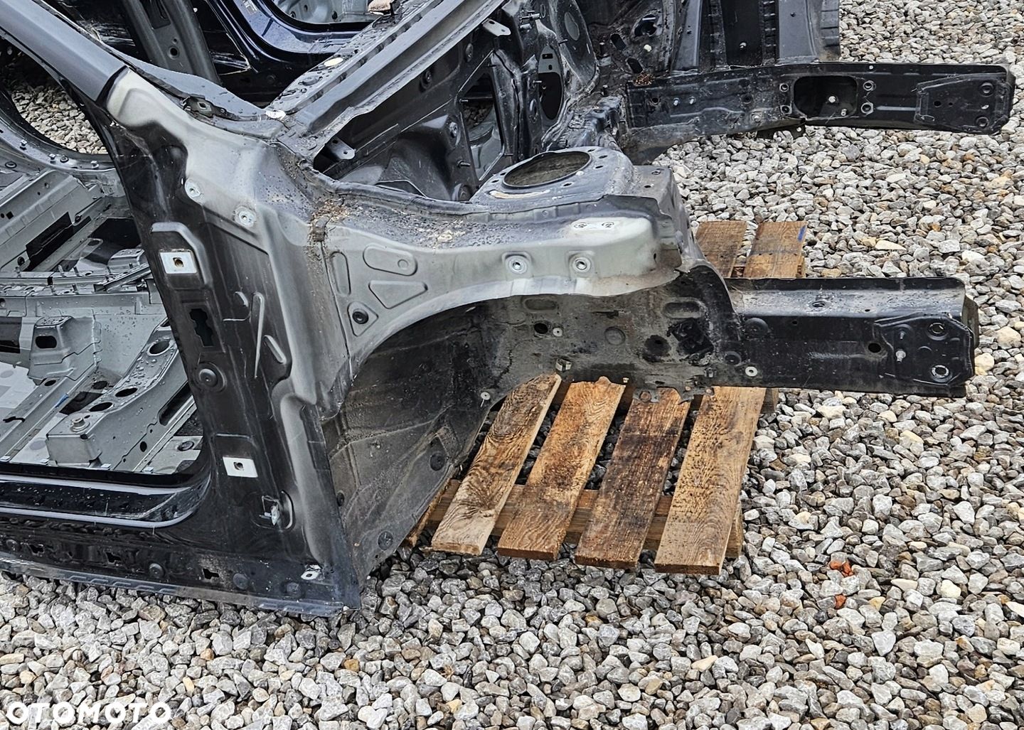 BMW F48 X1 ĆWIARTKA PRAWA PRAWY PRZÓD FARTUCH PODŁUŻNICA SŁUPEK A B - 1