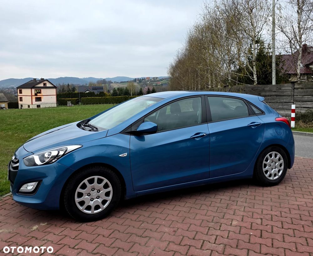 Hyundai i30 1.6 Comfort - 18