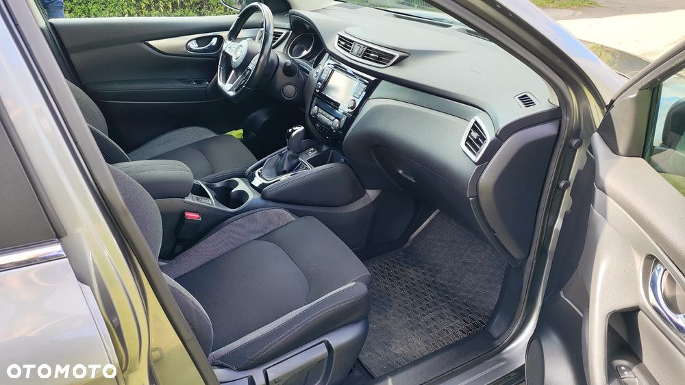 Nissan Qashqai 1.2 DIG-T Xtronic TEKNA - 12