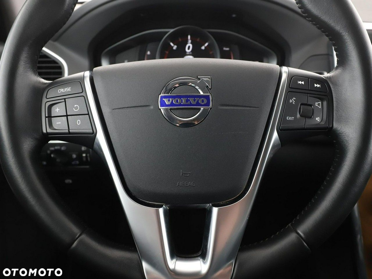 Volvo XC 60 D3 Geartronic Momentum - 22