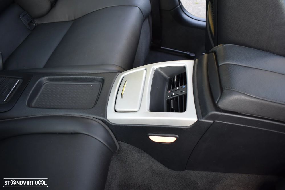 BMW 320 d Coupe Auto - 32