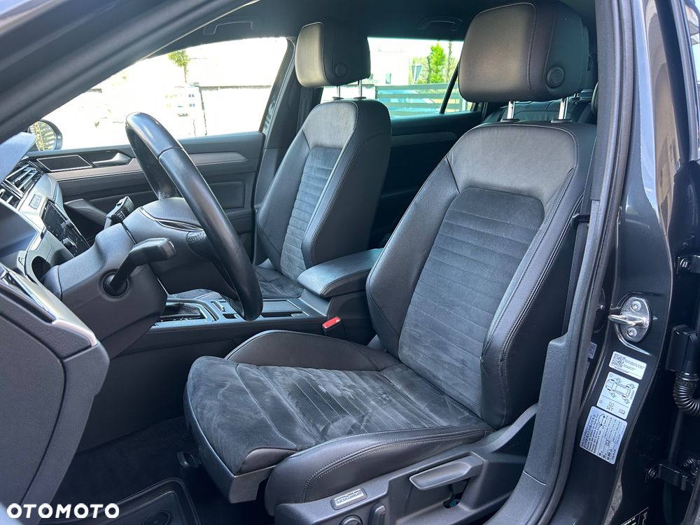 Volkswagen Passat 1.6 TDI SCR DSG Business - 25