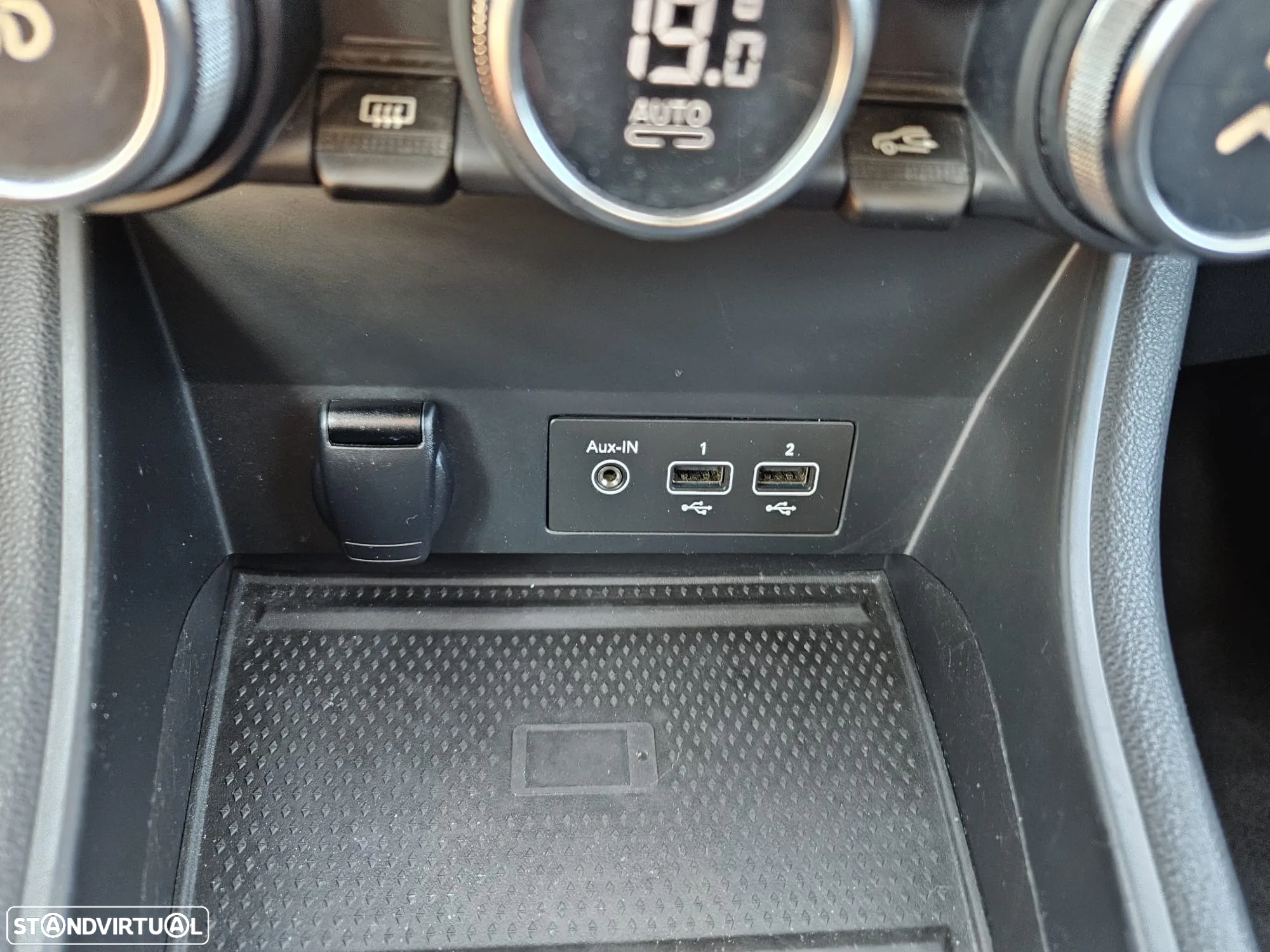 Renault Captur 1.0 TCe Intens - 16