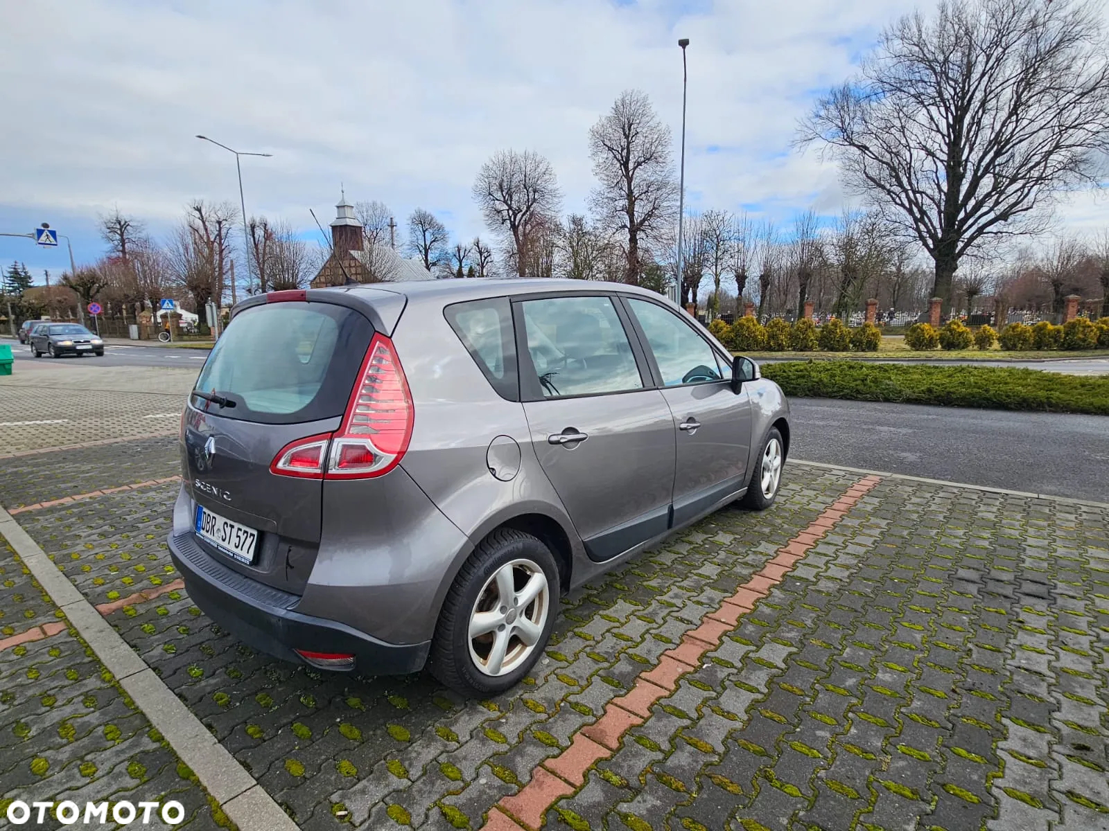 Renault Scenic 1.6 16V Expression - 8