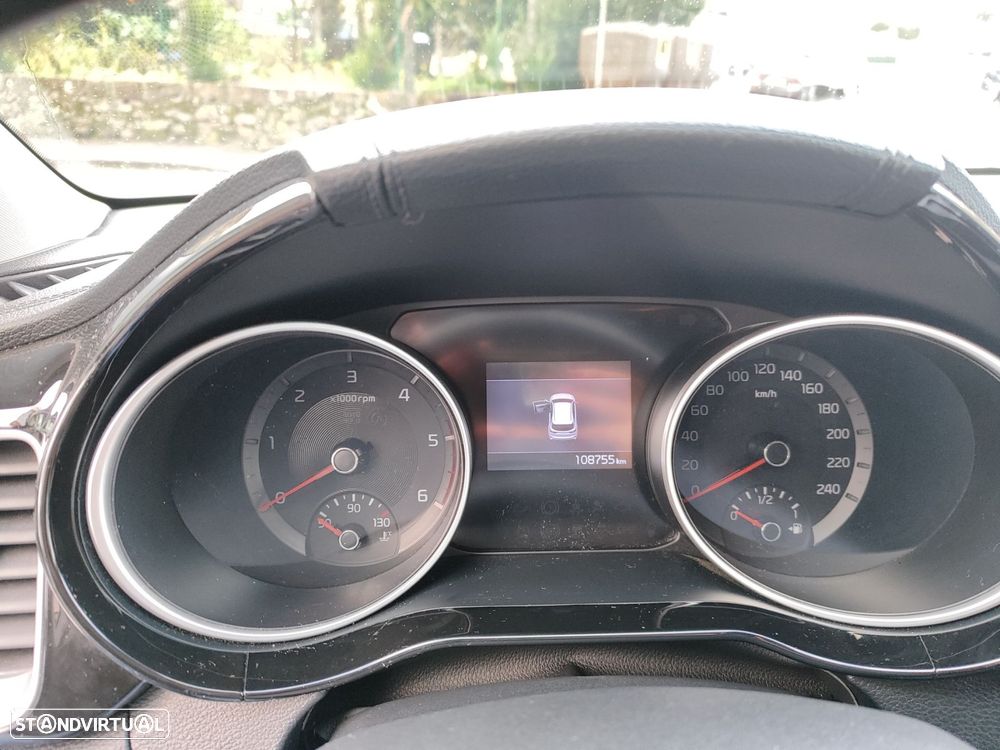 Kia Ceed 1.6 CRDi MHEV Drive - 16