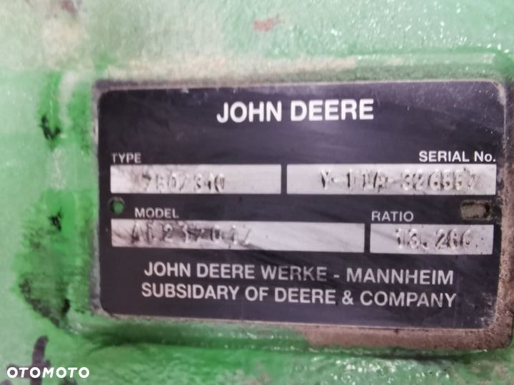 Mechanizm różnicowy przedni John Deere 6155 R {Typ 750310} - 3