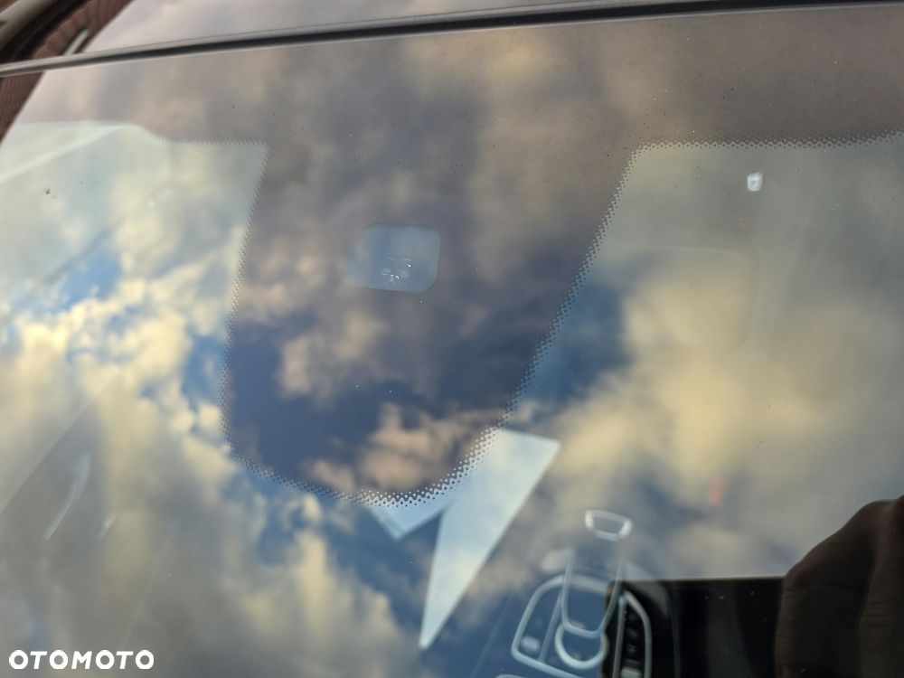 Mercedes-Benz Klasa E 220 d 4-Matic 9G-TRONIC - 14