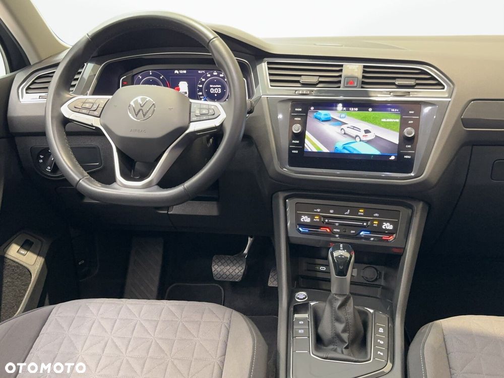 Volkswagen Tiguan - 15