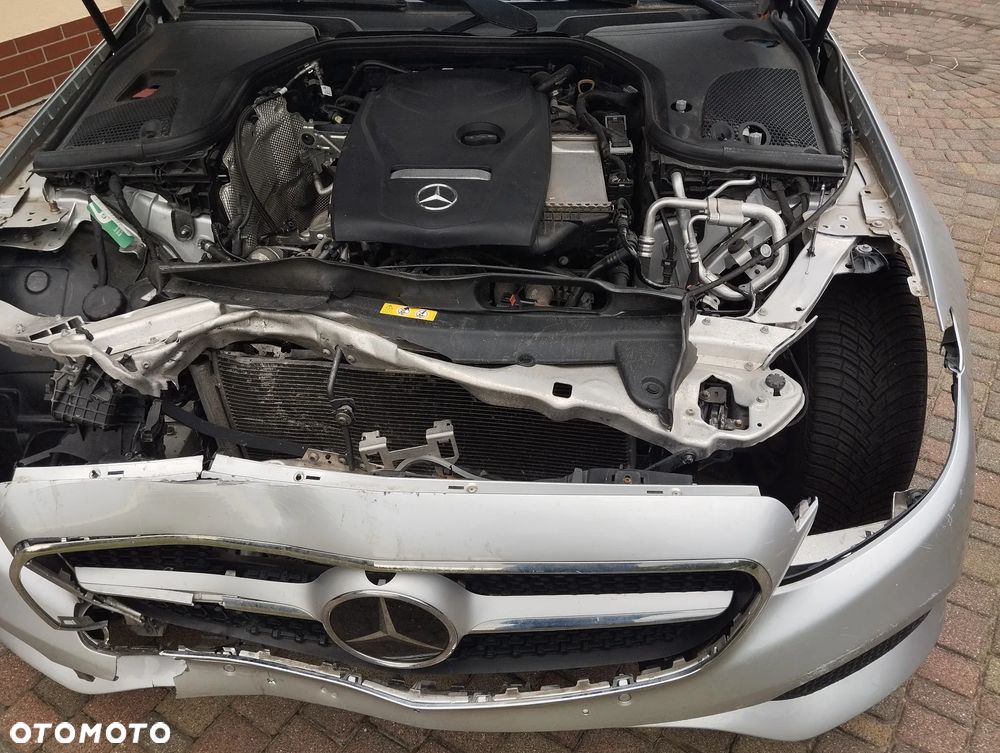 Mercedes-Benz Klasa E 200 9G-TRONIC Avantgarde - 7