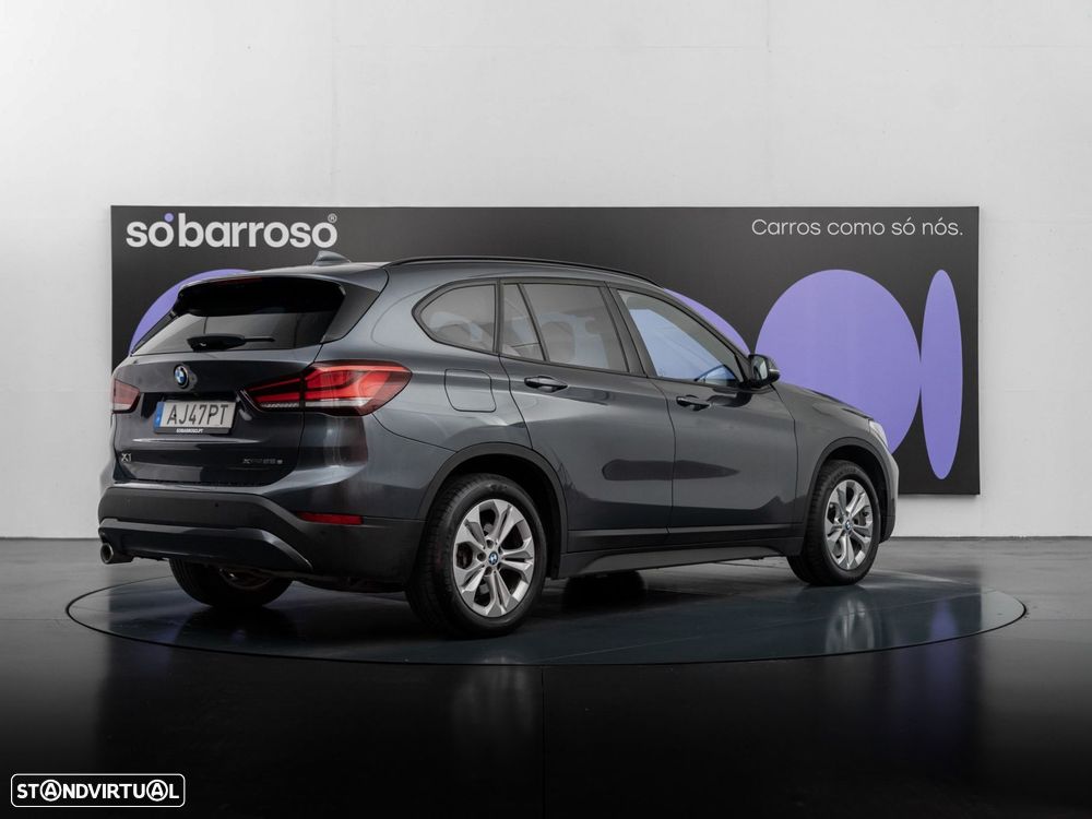 BMW X1 25 e xDrive Corporate Edition - 6