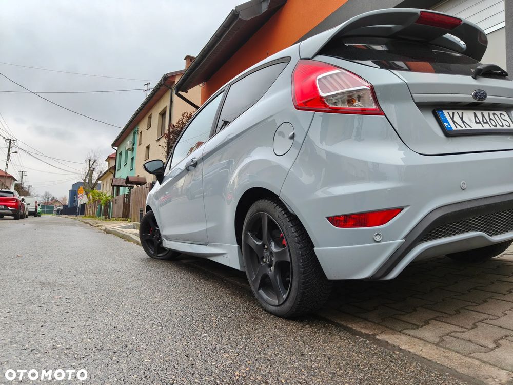 Ford Fiesta 1.6 EcoBoost ST200 - 4