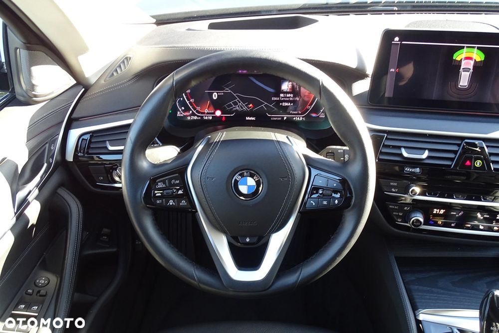 BMW Seria 5 520d mHEV Luxury Line - 40