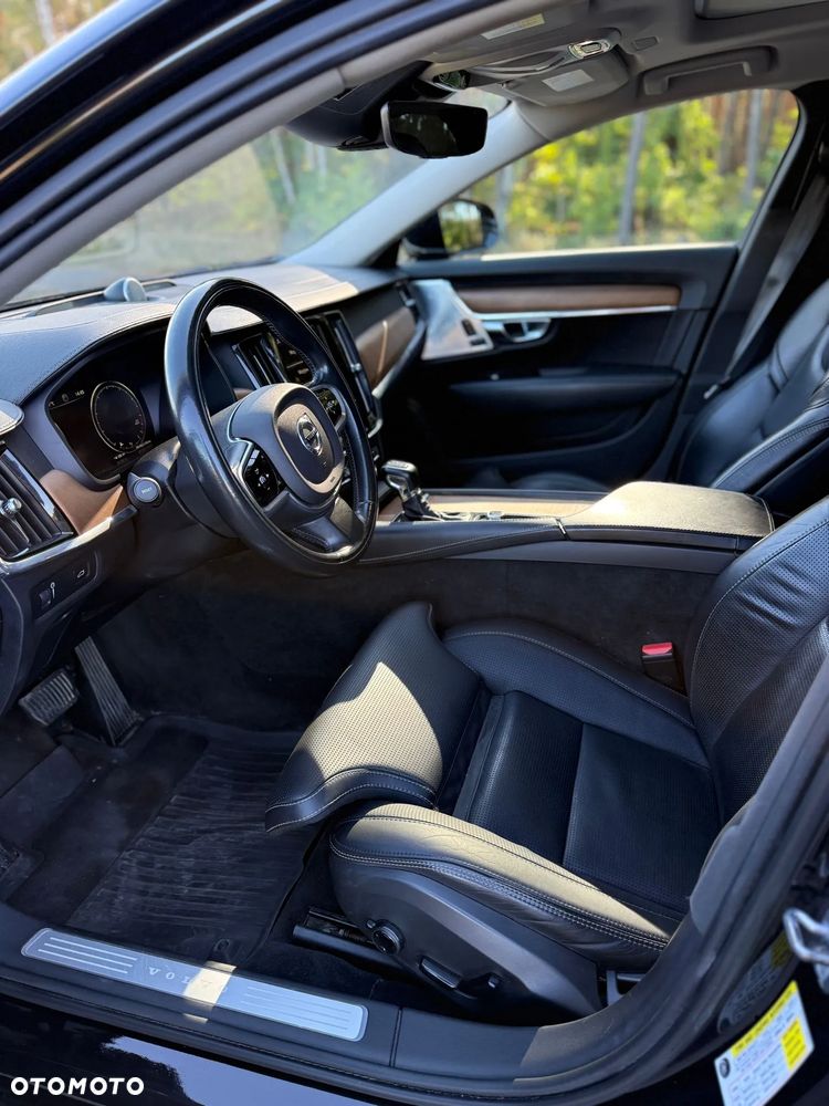 Volvo S90 - 16