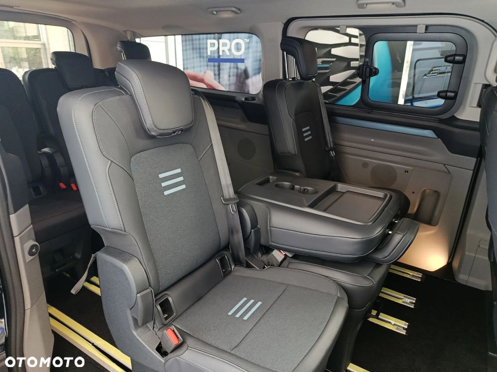 Ford Tourneo Custom 2.0 EcoBlue 320 AWD L2 Titanium X - 4