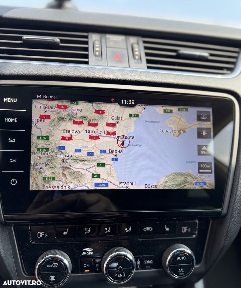 Skoda Octavia 2.0 TDI DSG RS - 14