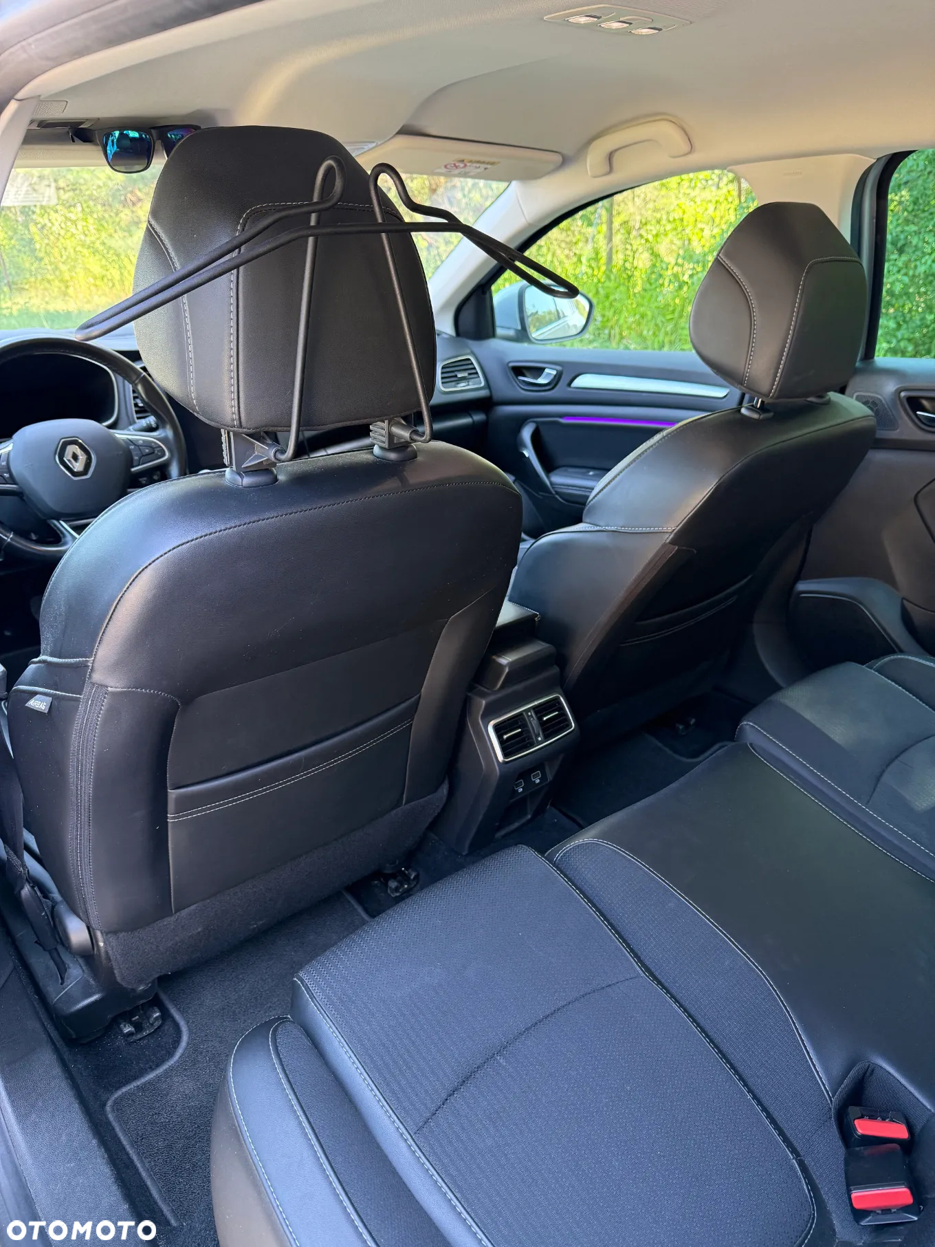 Renault Megane 1.5 Blue dCi Techno EDC - 10