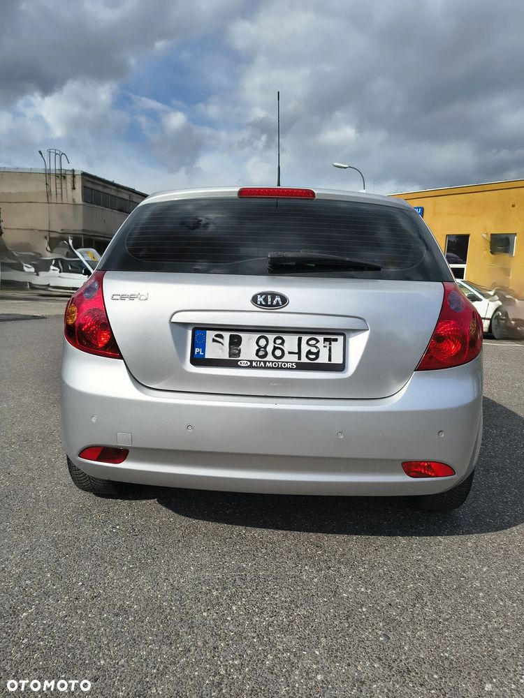 Kia Ceed 1.6 Comfort + - 3