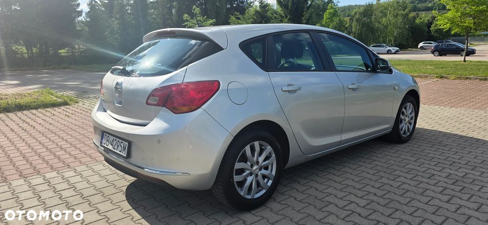 Opel Astra 1.6 - 11