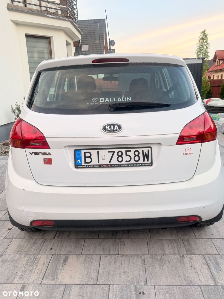 Kia Venga 1.4 M - 4